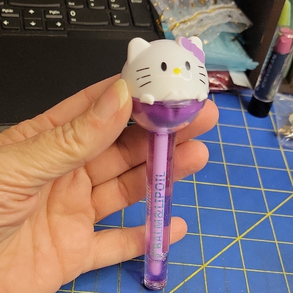 Hello Kitty Purple Lip Balm Lip Oil New